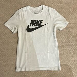 Nike DRI-FIT t shirt